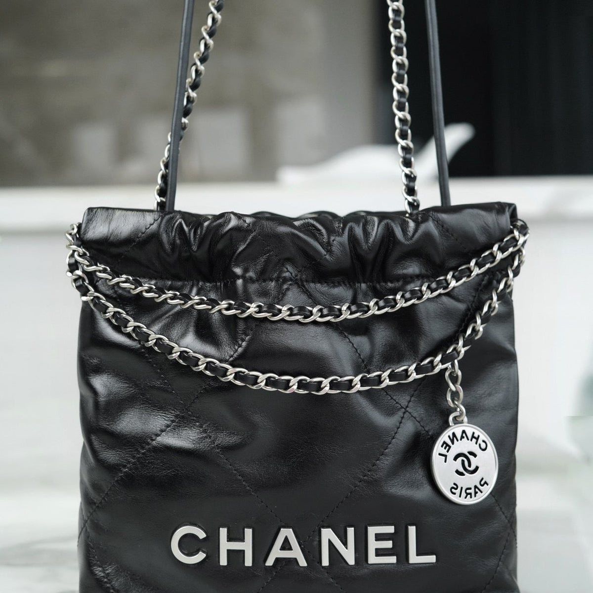 Chanel Wallets? Chanel 22 Bag Elegant Everyday Leather Wallet