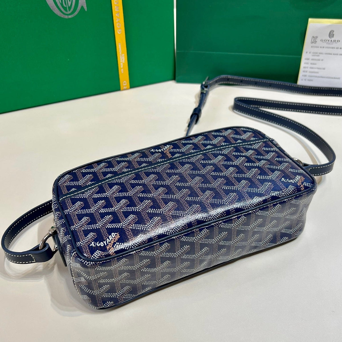 Wallets? Goya Cap Vert Bag Elegant Everyday Leather Wallet