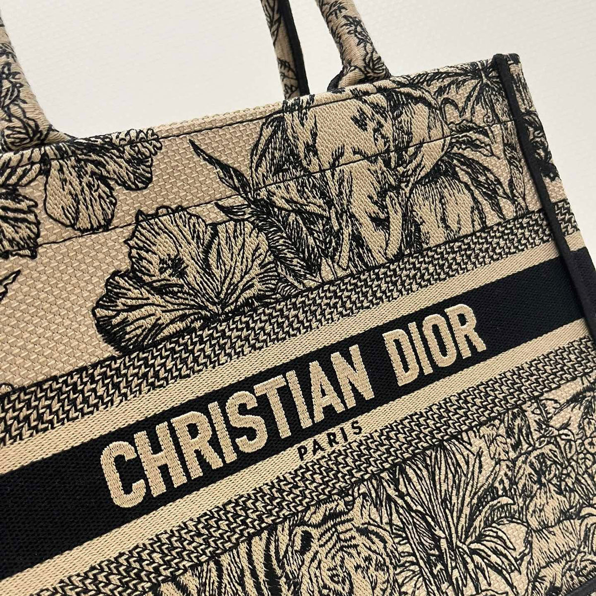 Dior Wallets? Dior Small Book Tote Bag Compact Luxury Card Wallet