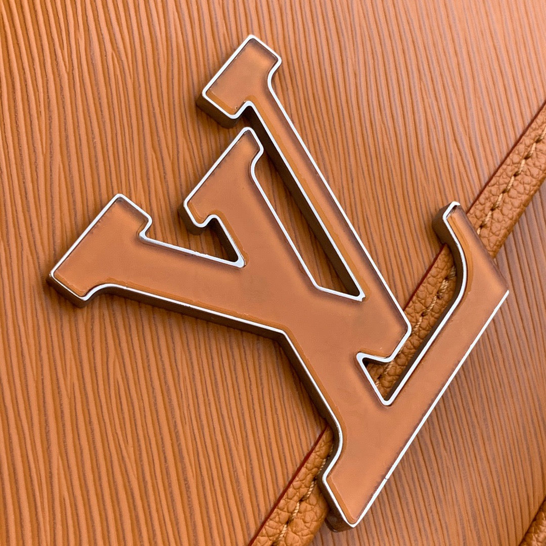 Louis Vuitton Wallets? Louis Vuitton Lou Buci Bag Elegant Everyday Leather Wallet