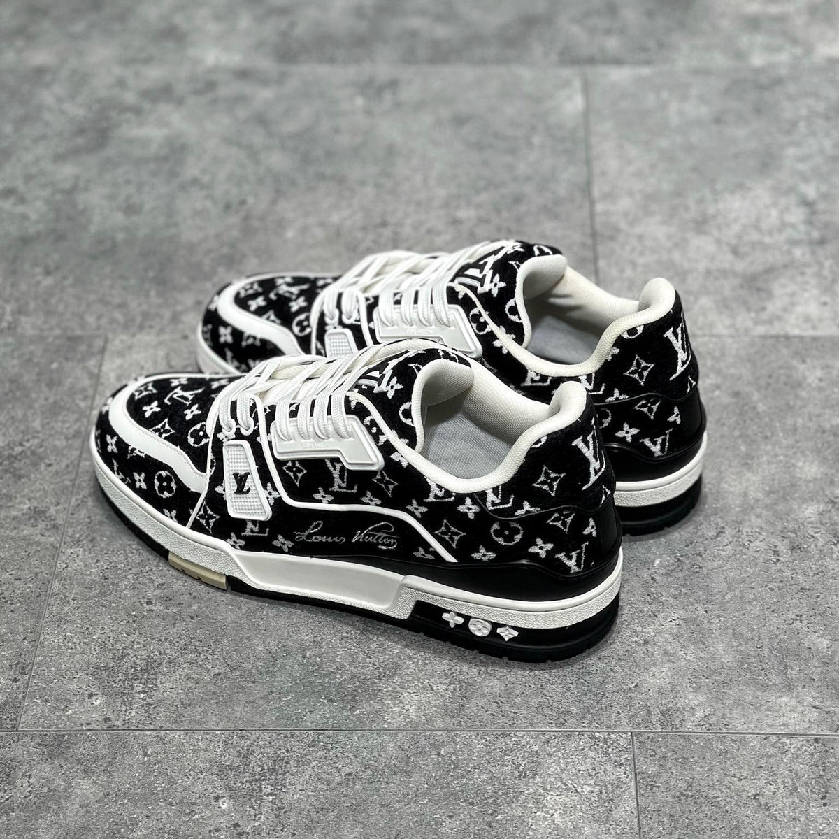 Louis Vuitton Shoes? Louis Vuitton Lou Trainers Premium Designer Casual Shoes