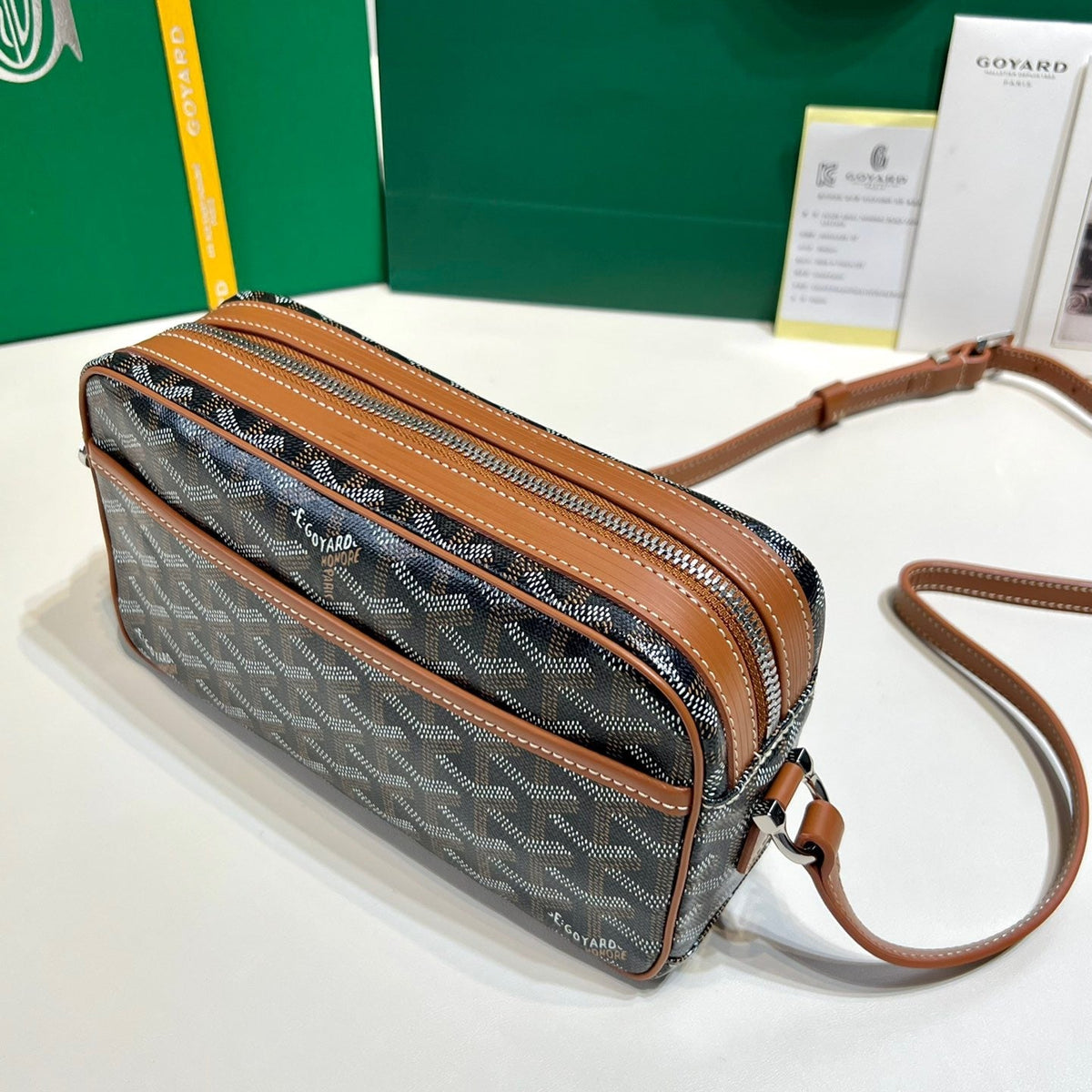 Wallets? Goya Cap Vert Bag Compact Luxury Card Wallet