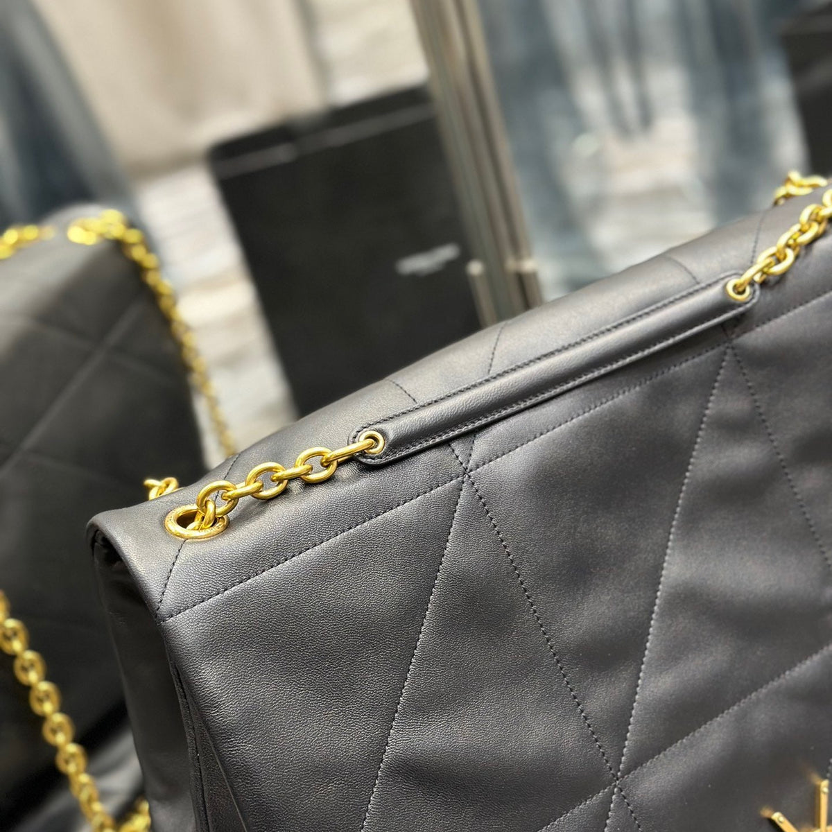 Saint Laurent Wallets? Saint Laurent Jamie 4.3 Bag Elegant Everyday Leather Wallet