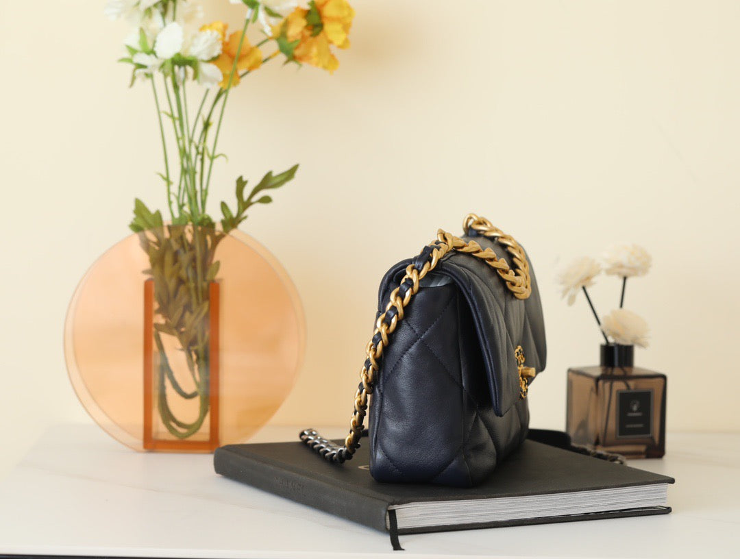 Chanel Wallets? Chanel 19 Bag Elegant Everyday Leather Wallet