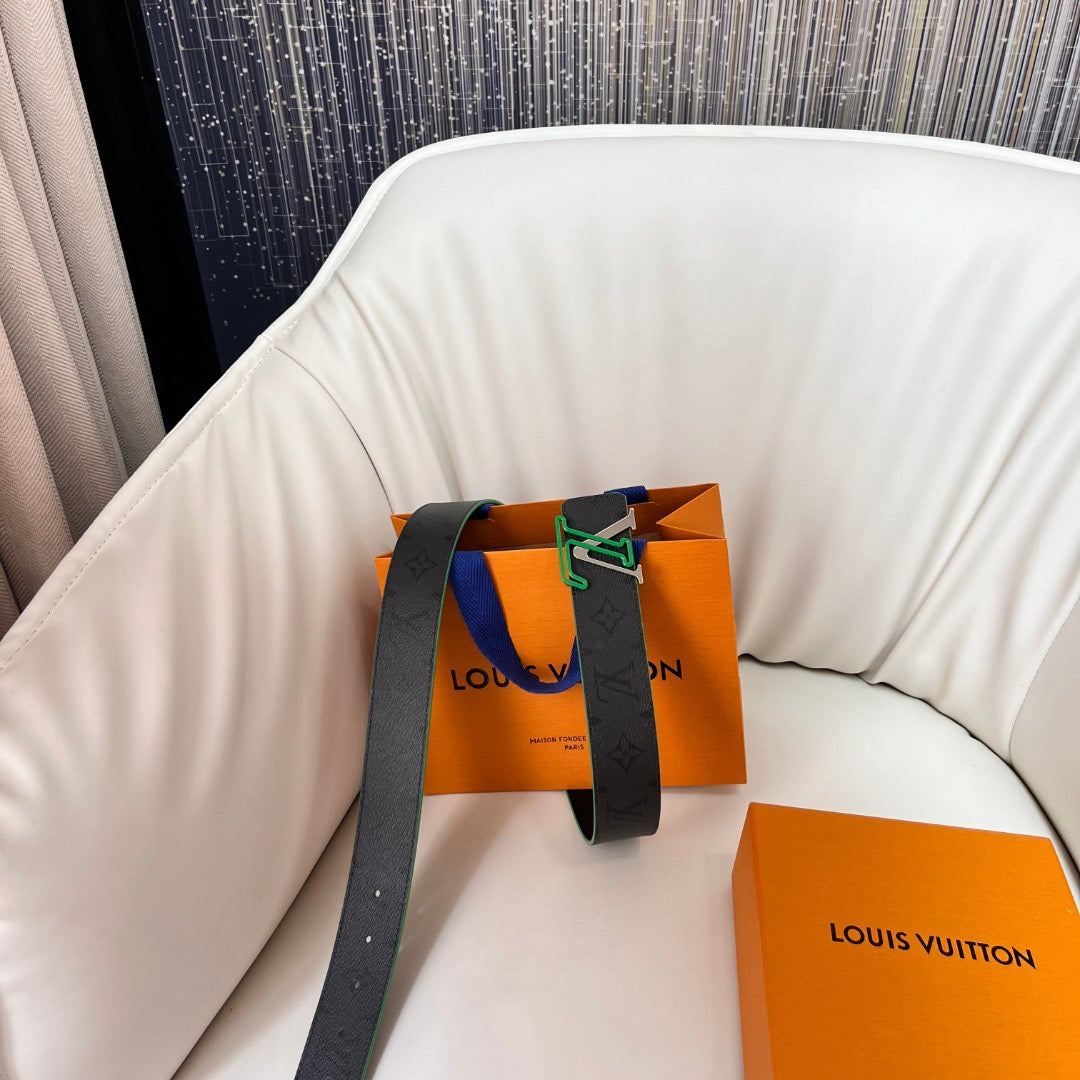 Louis Vuitton Belts? Louis Vuitton Lou Belt Classic Everyday Designer Belt