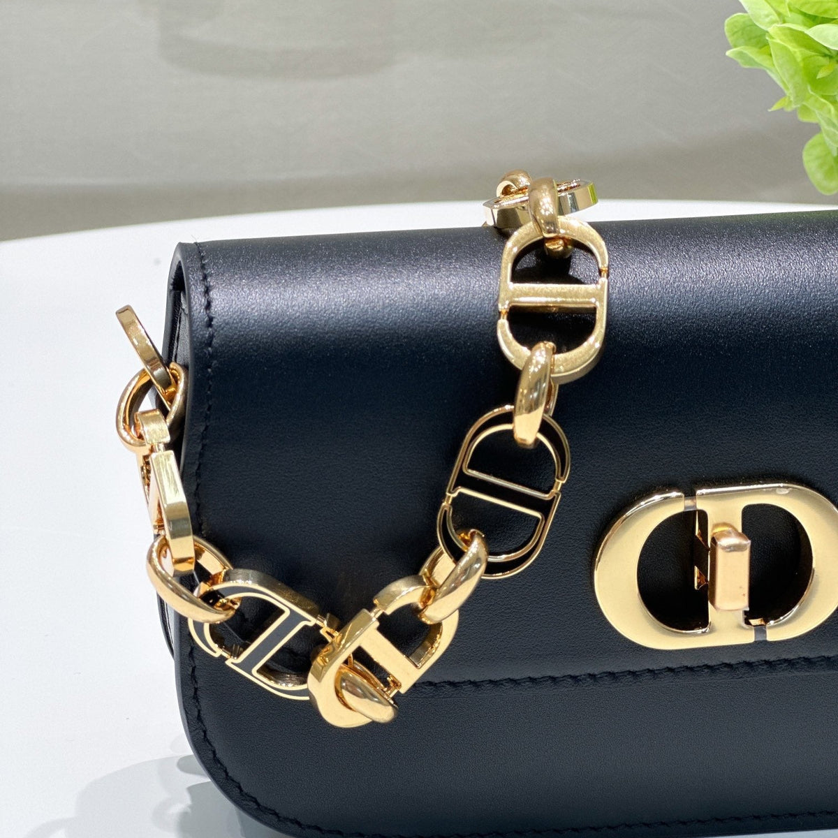 Dior Wallets? Dior Small 30 Montaigne Avenue Bag Elegant Everyday Leather Wallet
