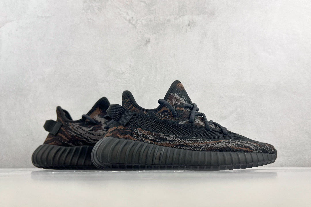 YEEZY Shoes? Yeezy Boost 350 V2 Premium Designer Casual Shoes