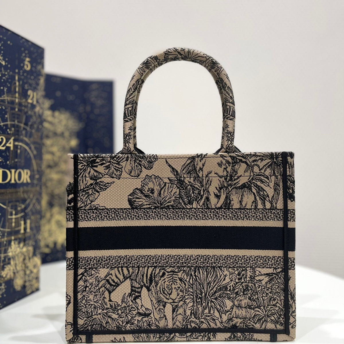 Dior Wallets? Dior Small Book Tote Bag Compact Luxury Card Wallet