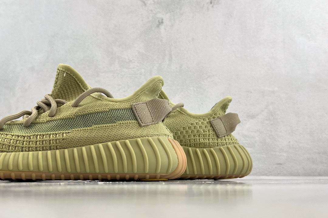 YEEZY Shoes? Yeezy Boost 350 V2 Luxury Lifestyle Designer Footwear