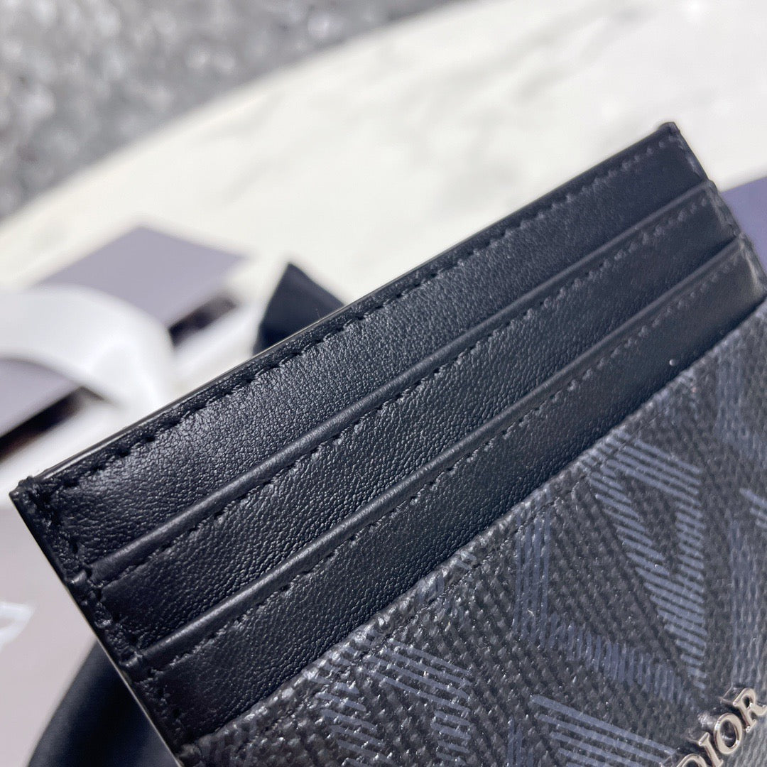 Dior Wallets? Dior Card Holder Elegant Everyday Leather Wallet
