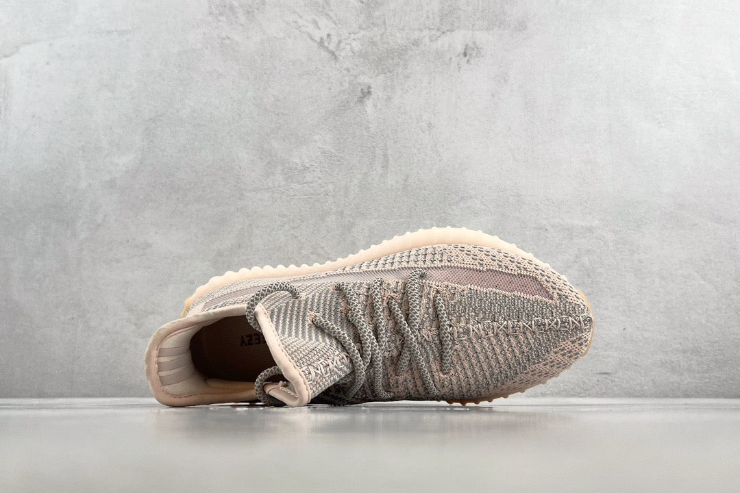 YEEZY Shoes? Yeezy Boost 350 V2 Comfortable Everyday Designer Shoes