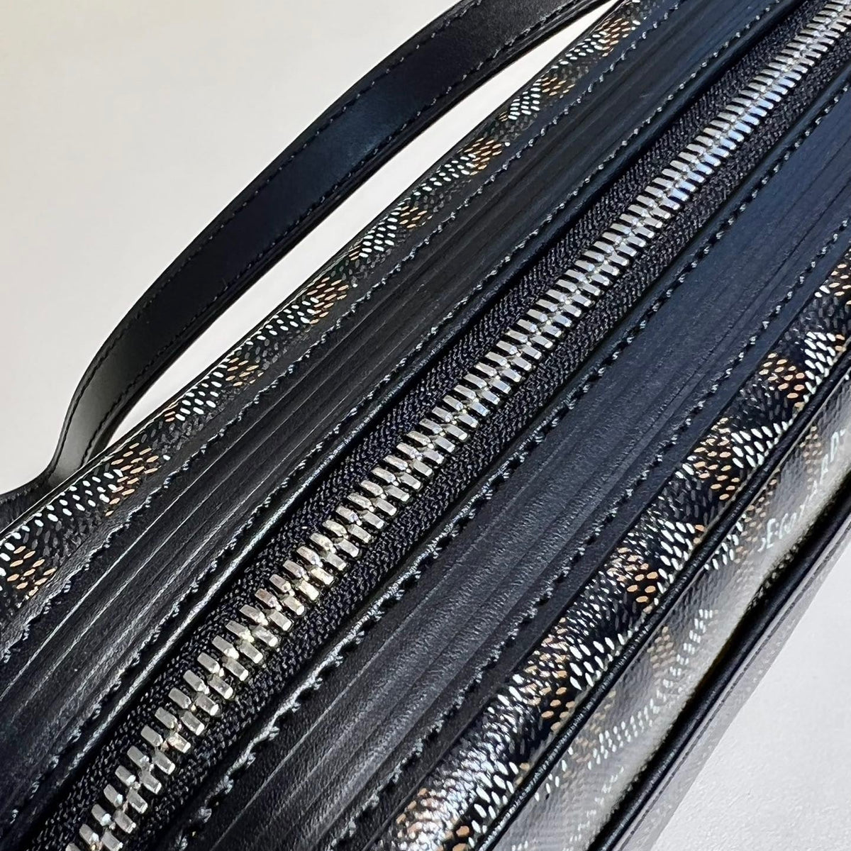 Wallets? Goya Cap Vert Bag Premium Leather Designer Wallet