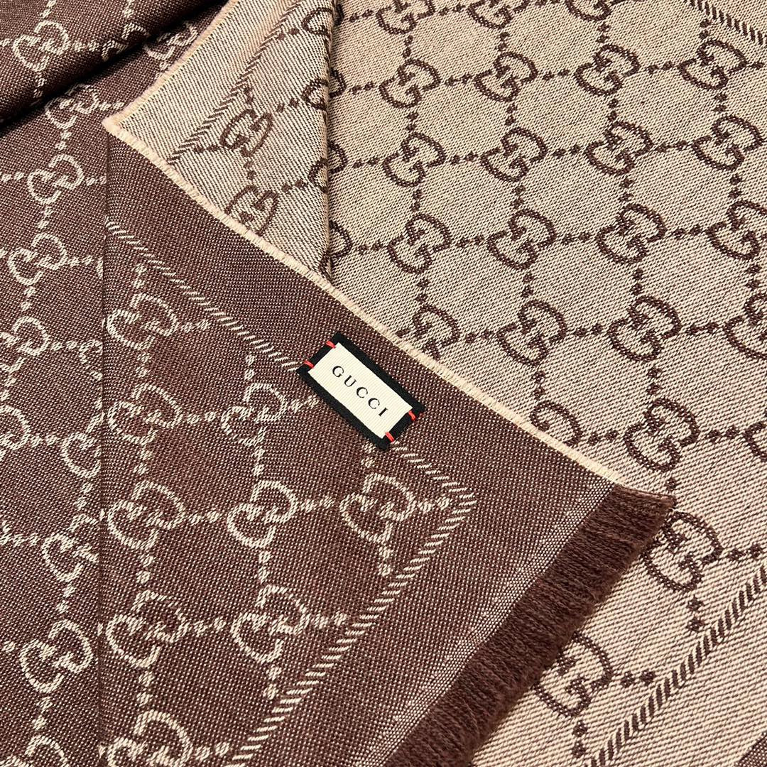 Gucci Accessories? Gucci Scarve Luxury Designer Fashion Accessory