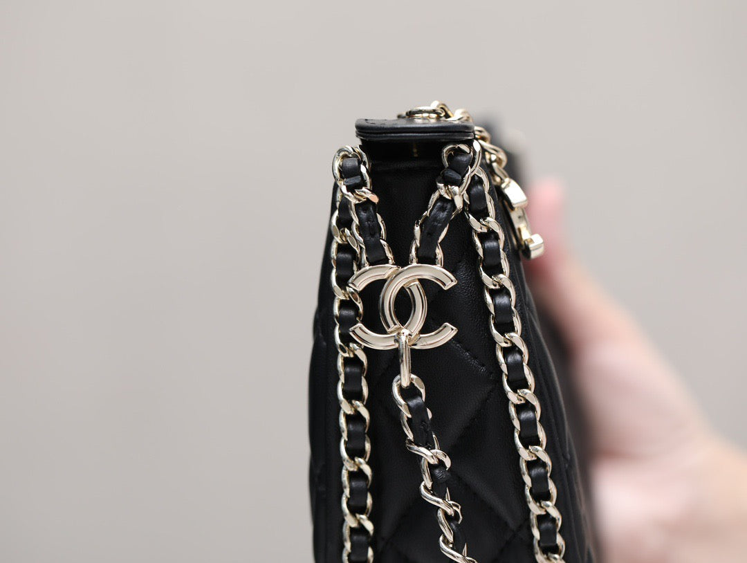 Chanel Wallets? Chanel 23P Bag Elegant Everyday Leather Wallet