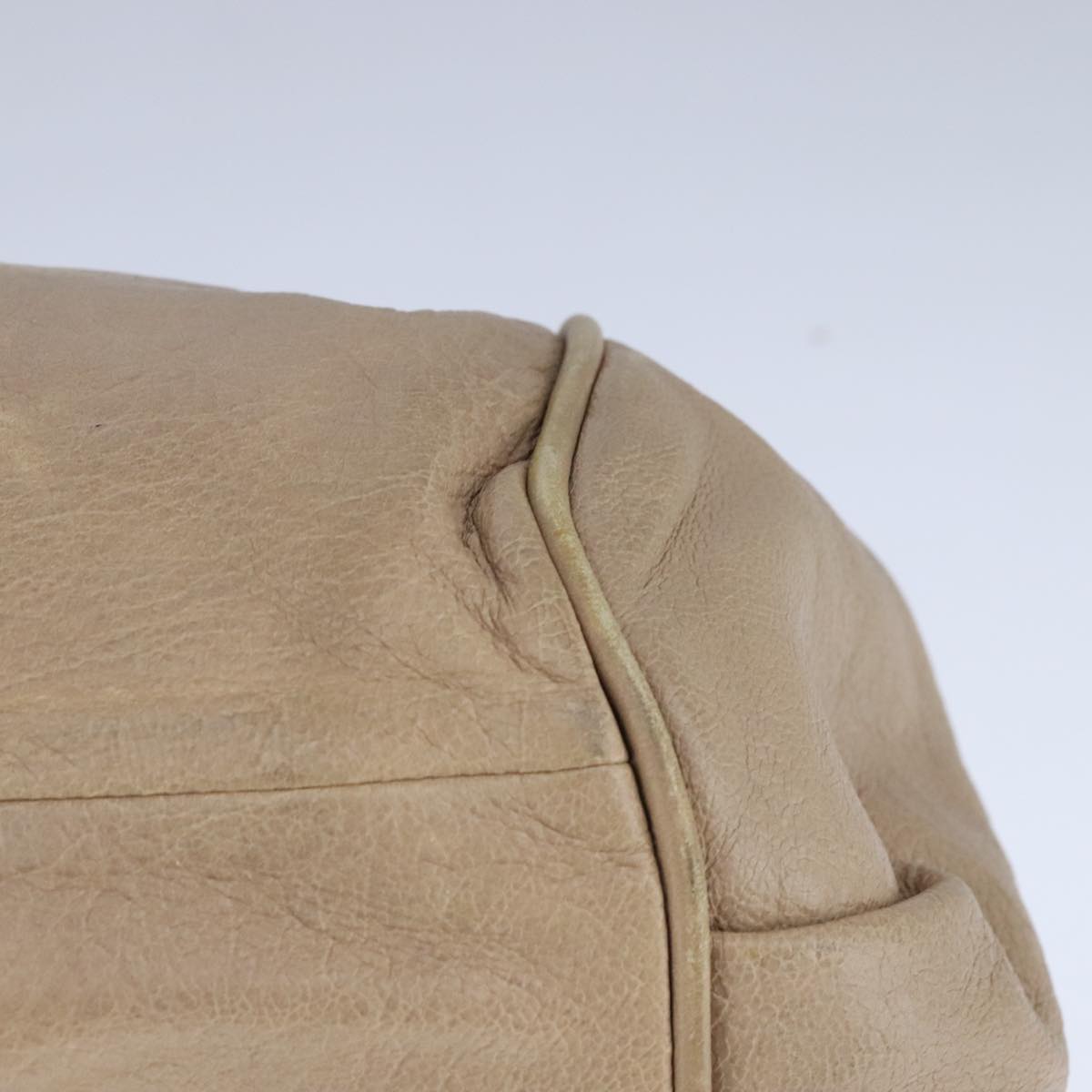 Belvarex2 elegant leather Handbag top view