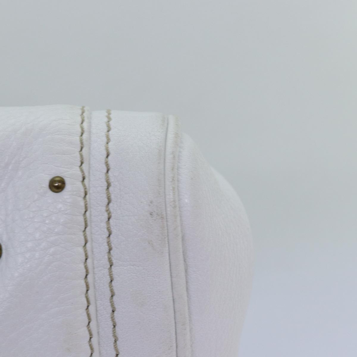 Dorvarex elegant leather Handbag close-up detail