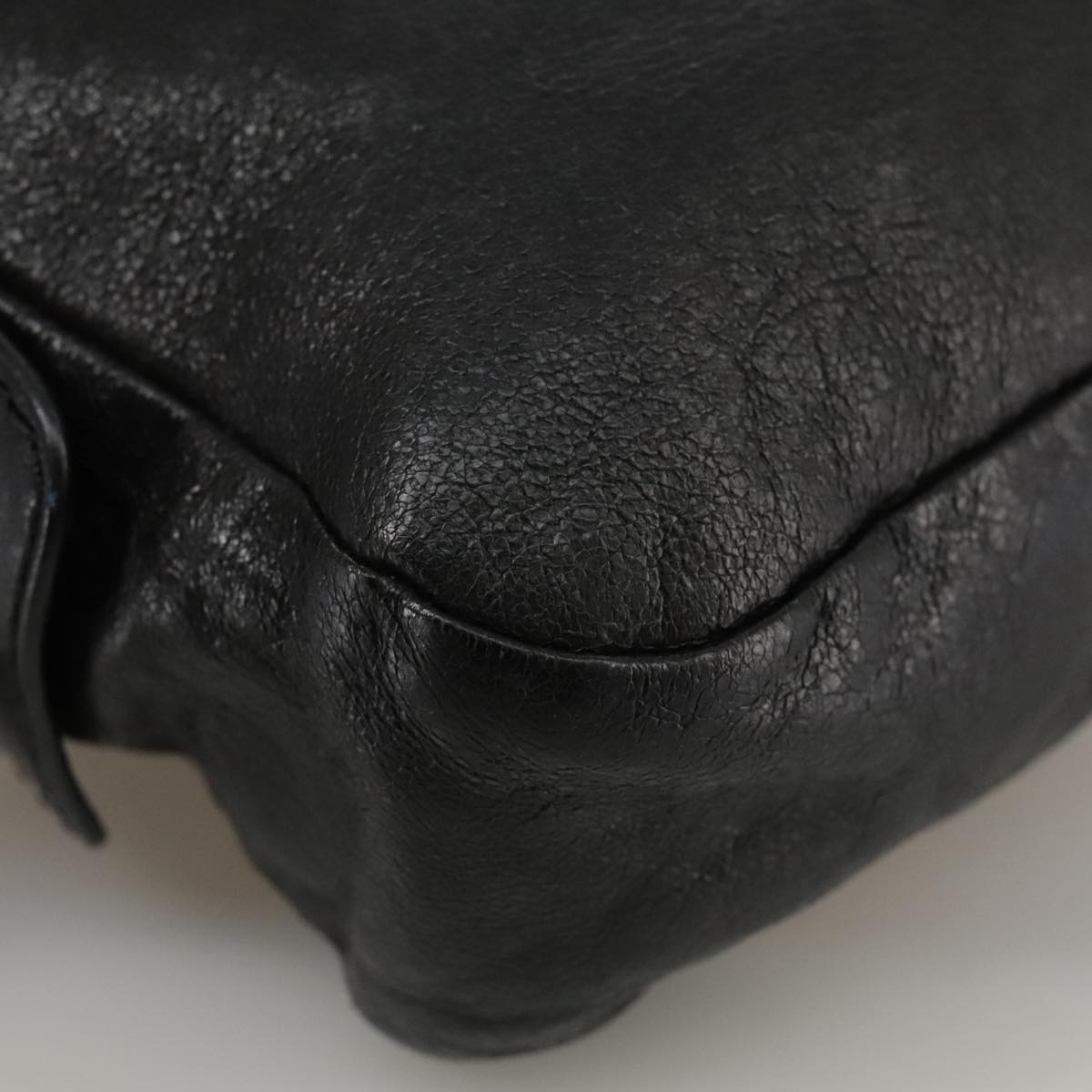 Side view of Chloe shoulder bag Black premium designer bag