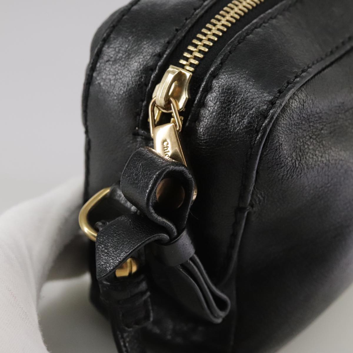Veldamir elegant leather Shoulder Bag top view