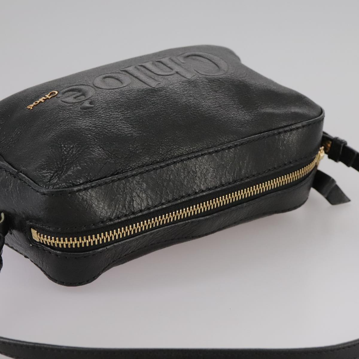 Veldamir elegant leather Shoulder Bag top view