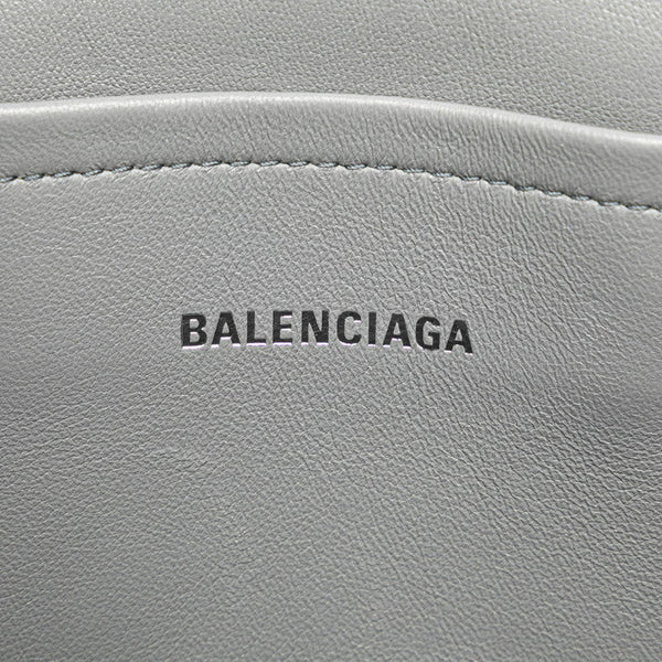 Aurembras elegant leather Luxury Bag close-up detail