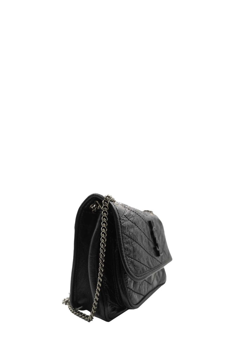 Close-up of Baby bags hardware and fine stitching