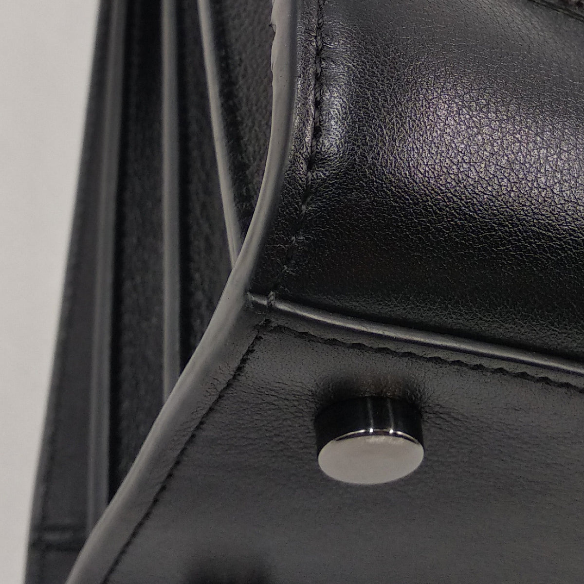 Bags- Baby Sac de Jour Love in Grained Leather Black Elegant Everyday Designer Handbag