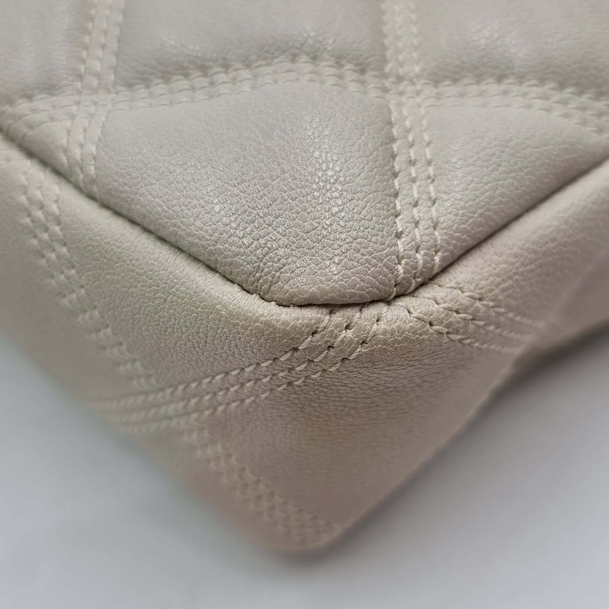 Close-up of Becky bags hardware and fine stitching