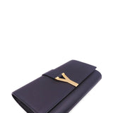 Close-up of Chyc bags hardware and fine stitching