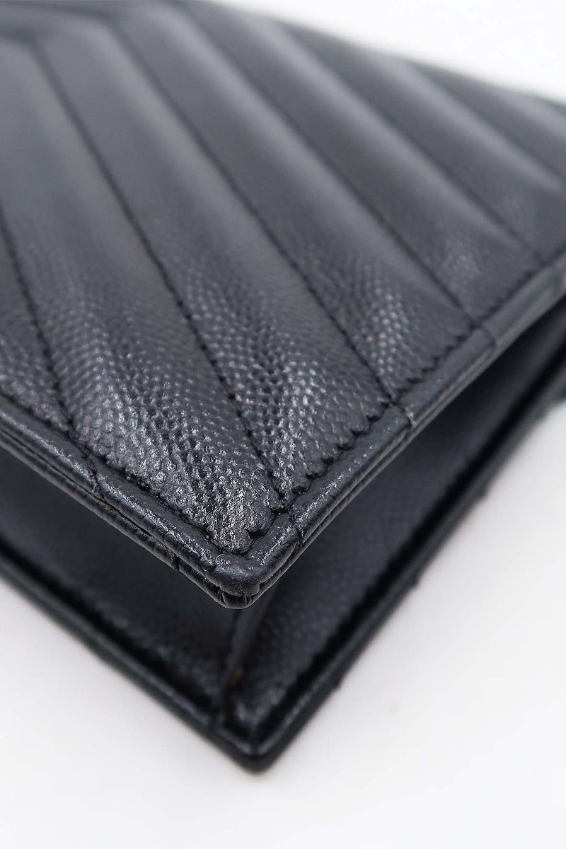 Envelope premium bags detail and craftsmanship close-up