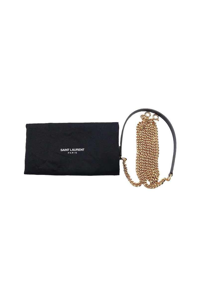 Close-up of Envelope bags hardware and fine stitching