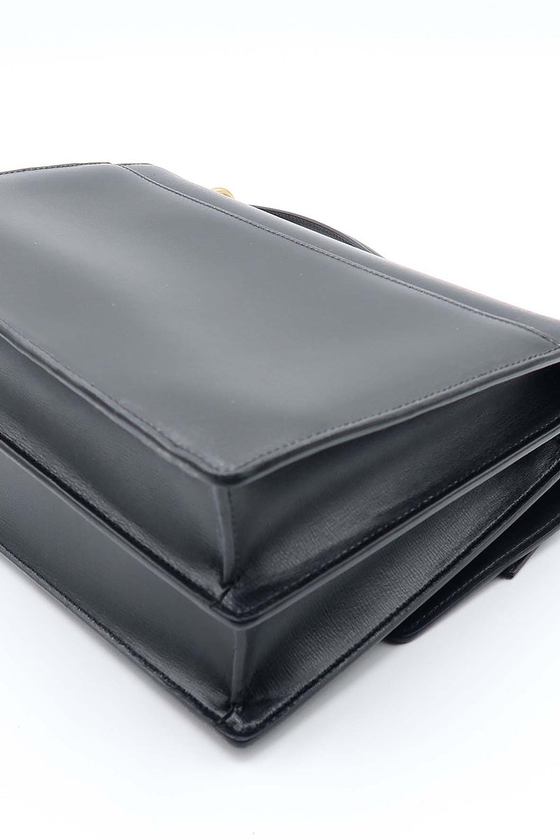 Large bags side profile designer luxury fashion
