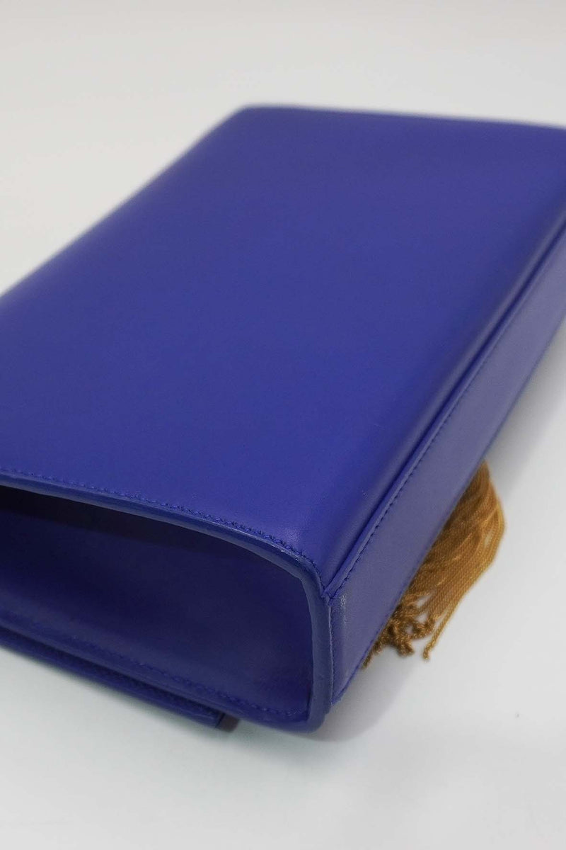 Close-up of Leather bags hardware and fine stitching