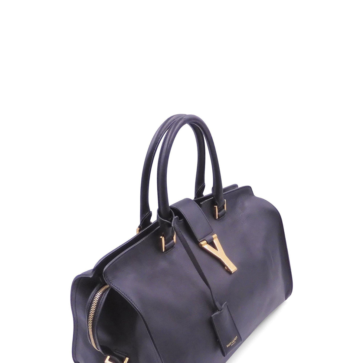 Medium bags lifestyle shot premium designer piece