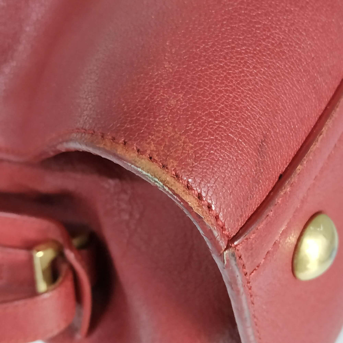 Medium premium bags detail and craftsmanship close-up