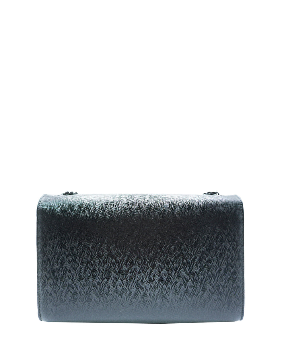 Medium bags lifestyle shot premium designer piece