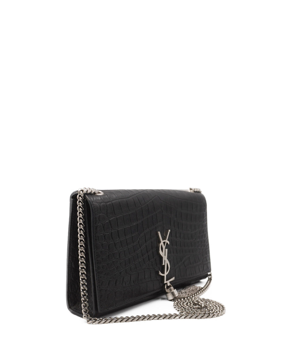 Medium premium bags detail and craftsmanship close-up