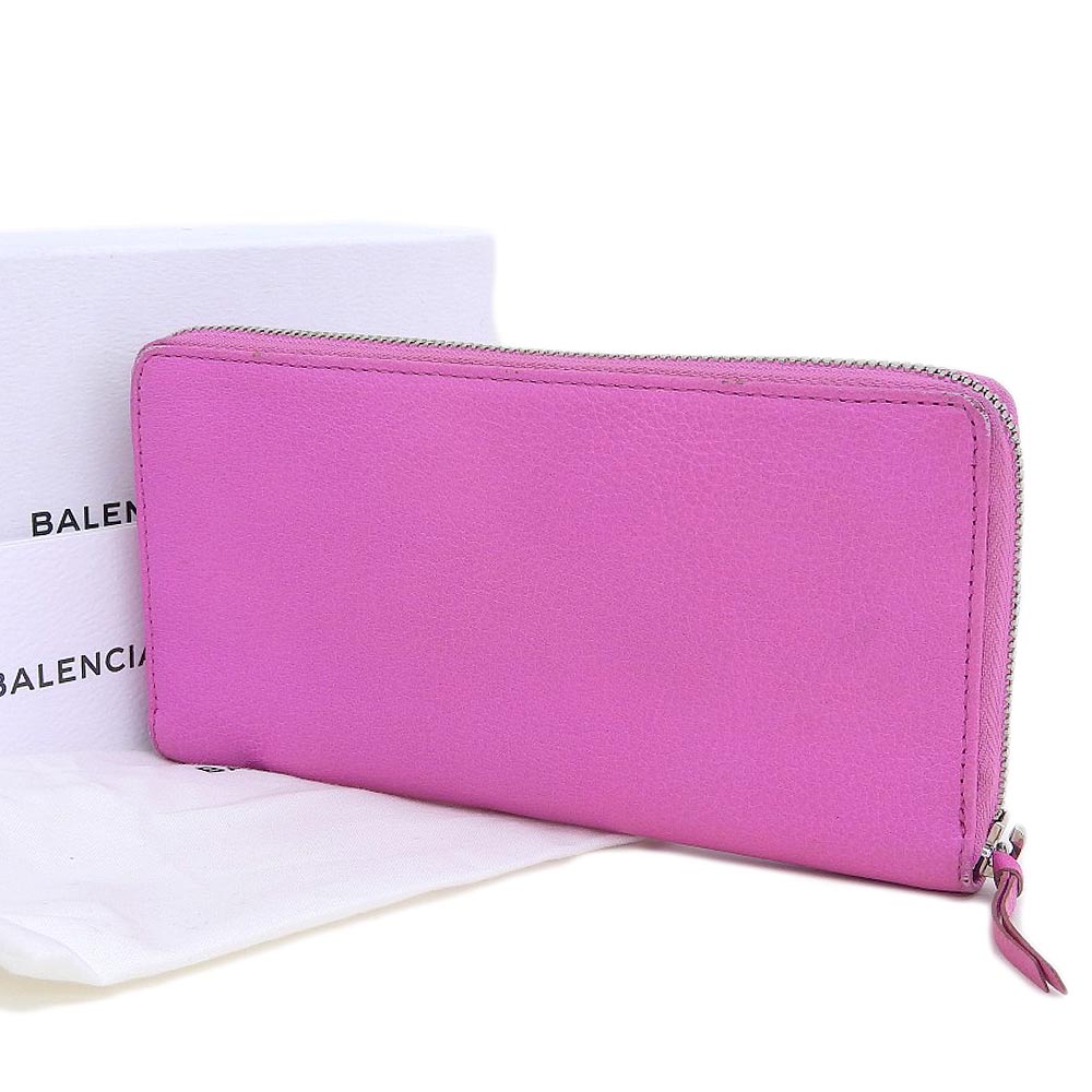 Morvelix elegant leather Luxury Item side view