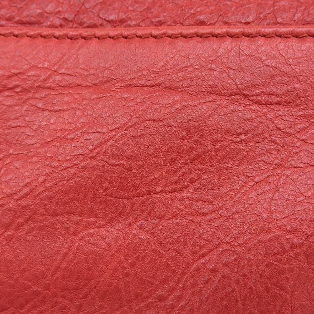 Morvorax elegant leather Luxury Bag close-up detail