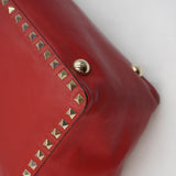 Close-up of Medium bags hardware and fine stitching