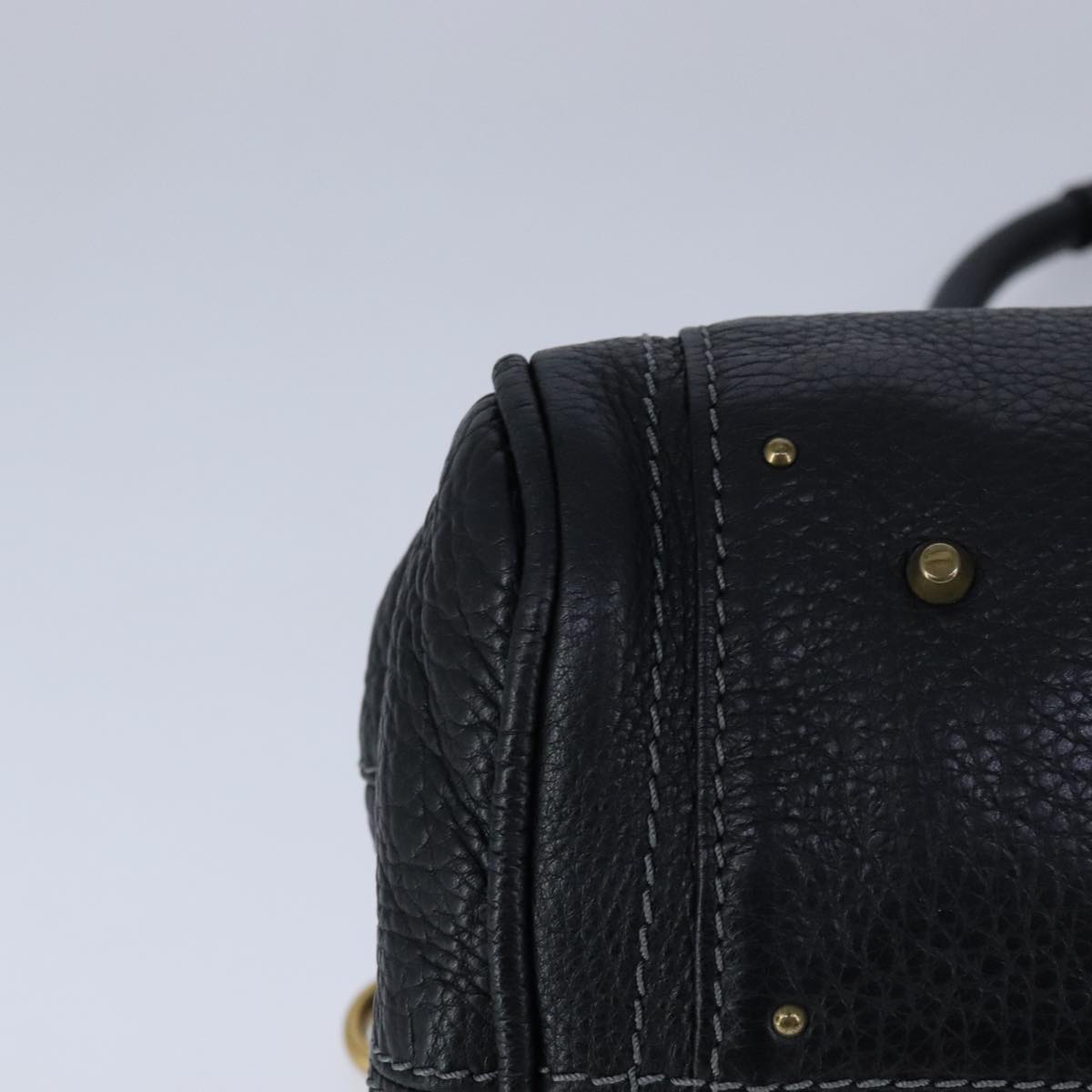 Auremis elegant leather Handbag angled view