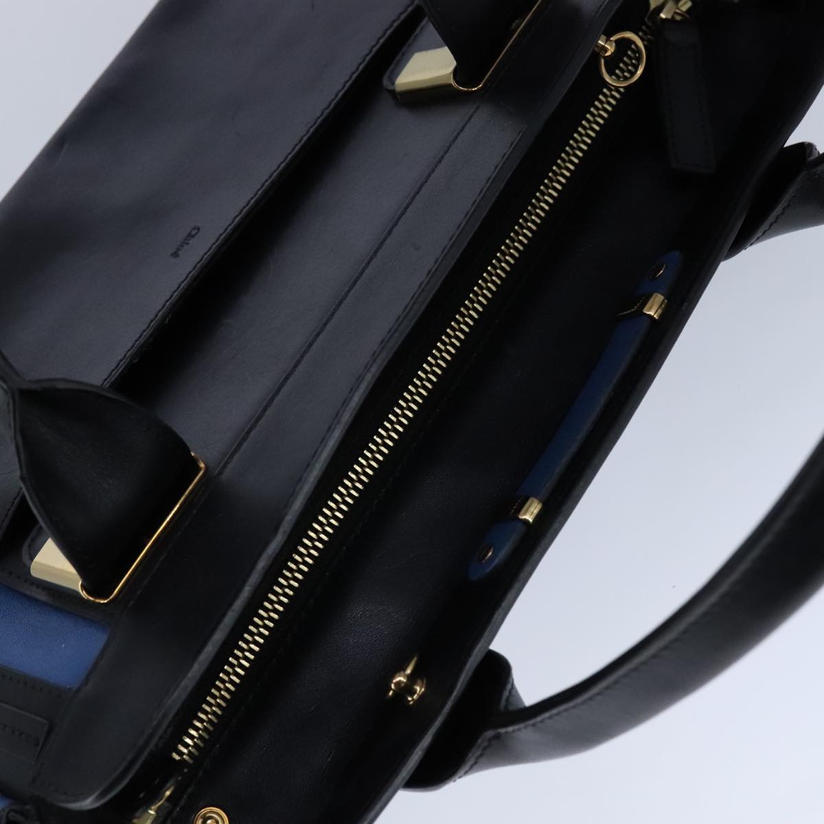 Luxivane elegant leather Handbag top view