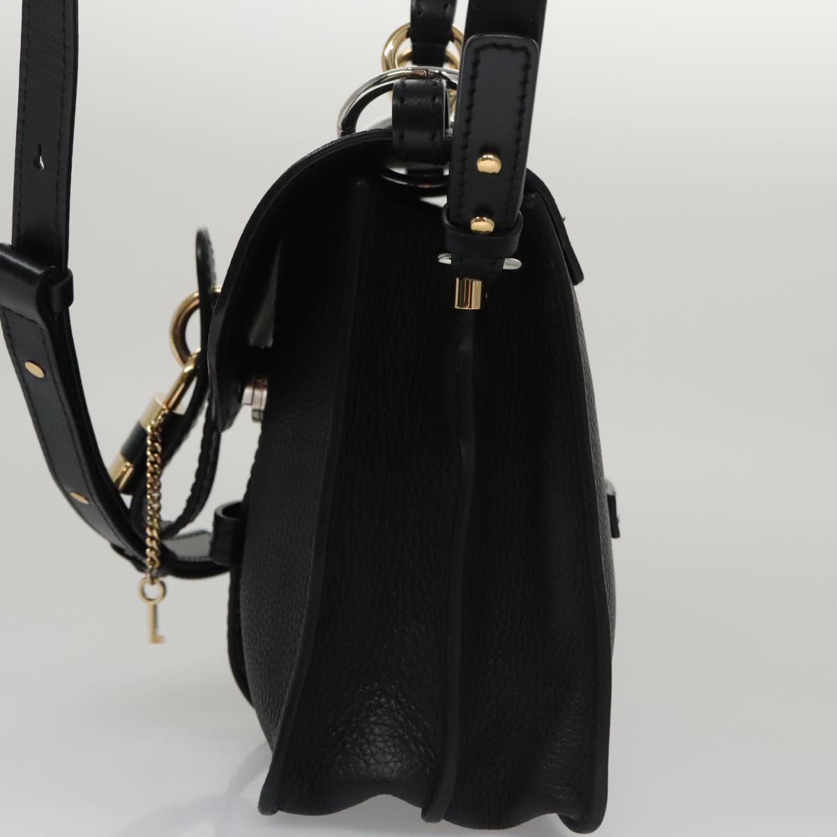 Chloe authentic luxury handbag Black leather craftsmanship