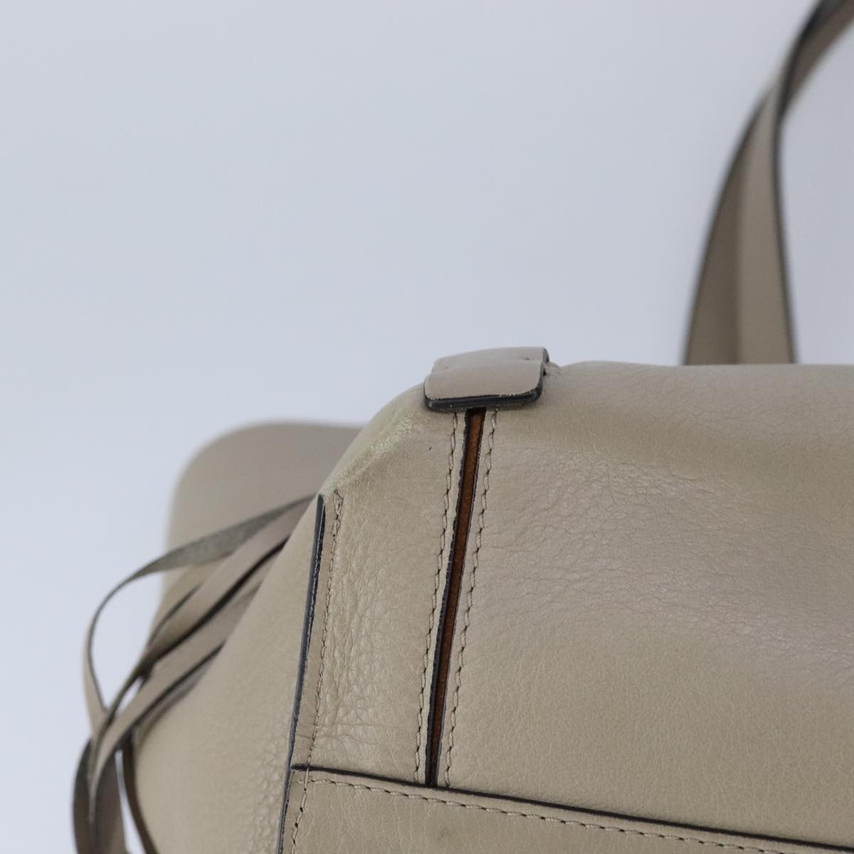 Chloe women's tote bag Beige luxury designer leather